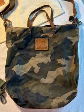 CAMPOMAGGI Teodorano Canvas Camoflage Shoulder Bag Purse ITALIA